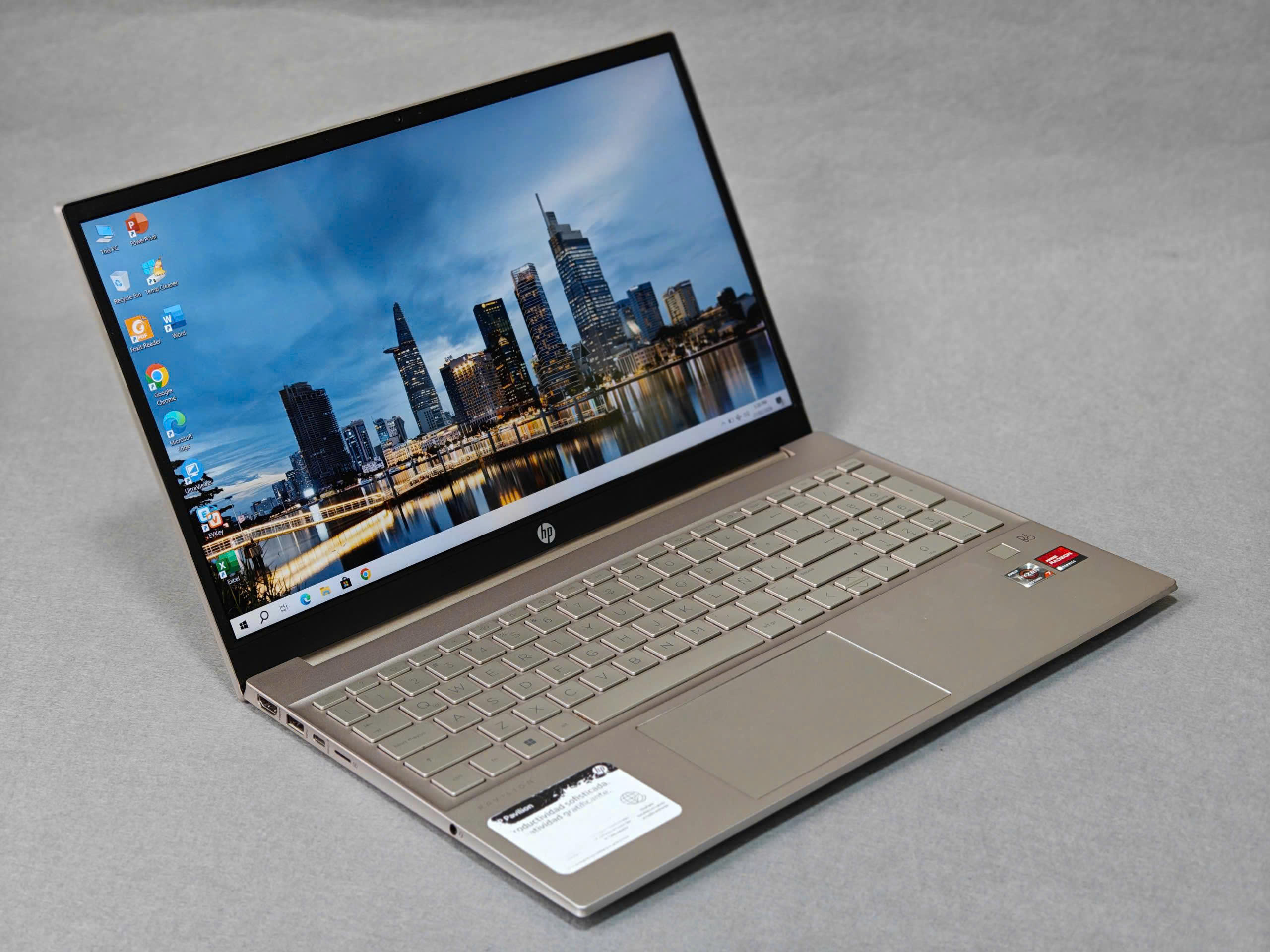 Laptop HP 15-EH Rzen 7-5700u Ram 8GB SSD 512GB Màn hình 15.6 FHD 