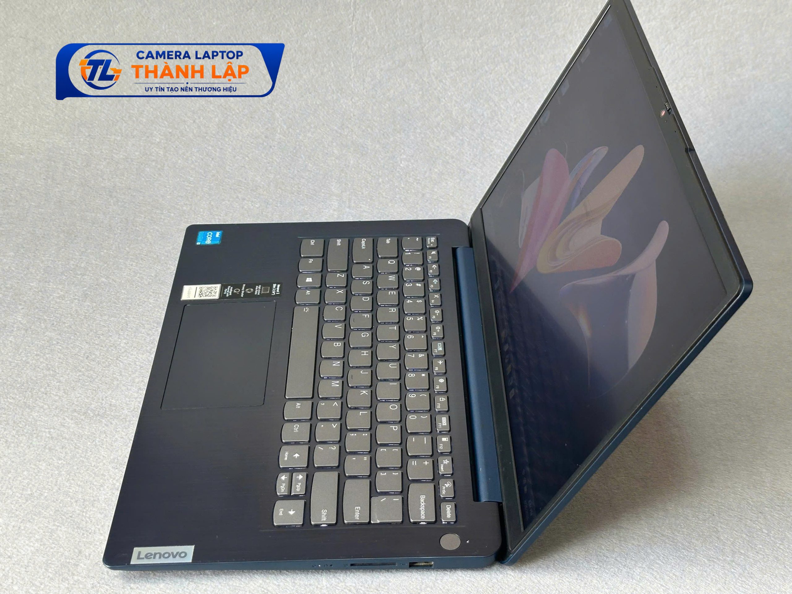 Lenovo IdeaPad Slim 3 14ITL6 Core i3